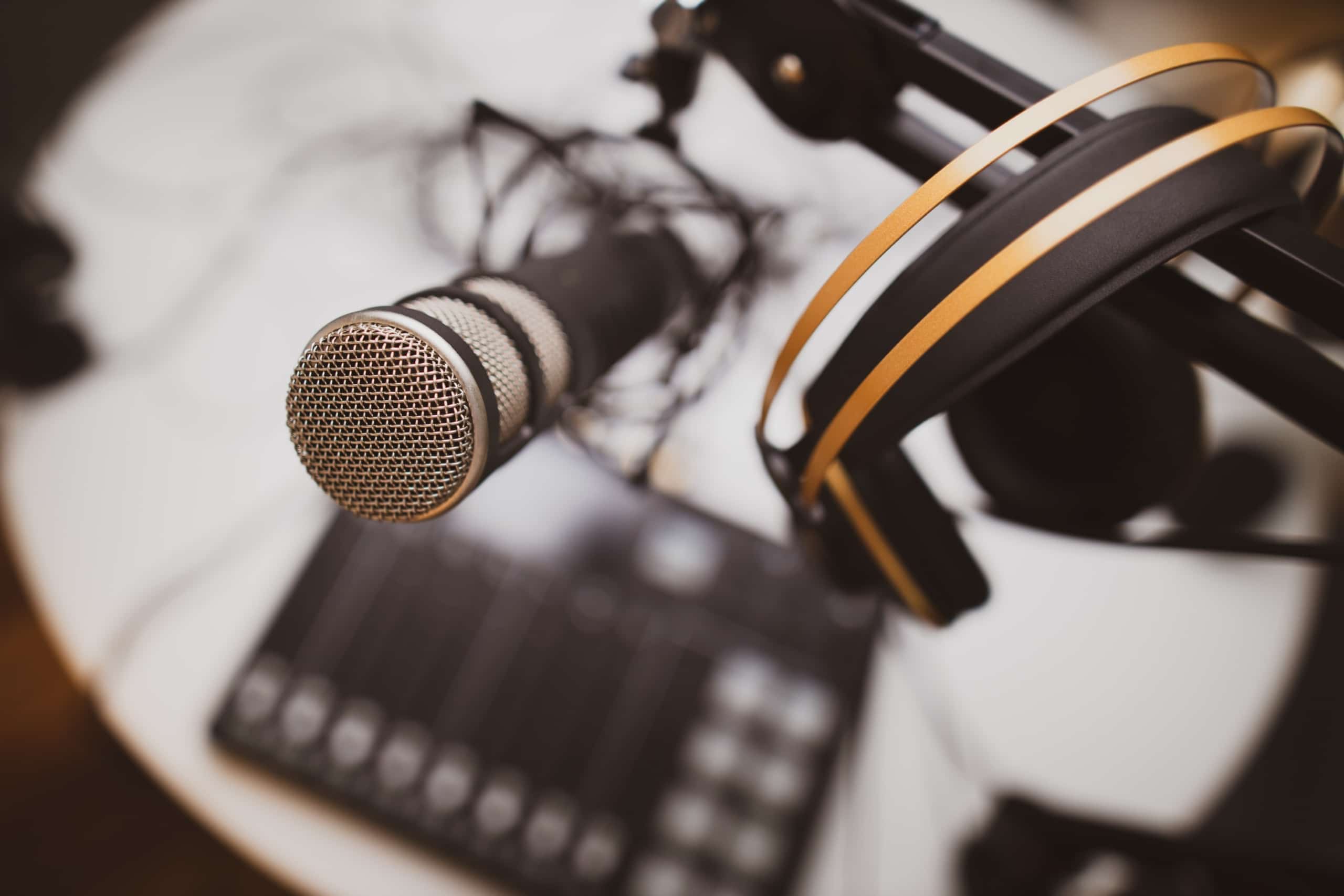 Top 10 Startup Podcasts for Founders You Should Listen